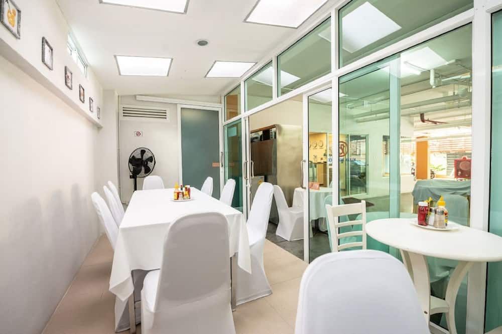 מסעדה תמונה