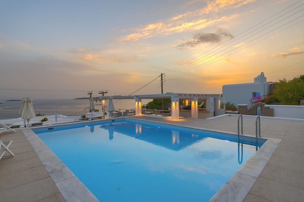 בריכה תמונה