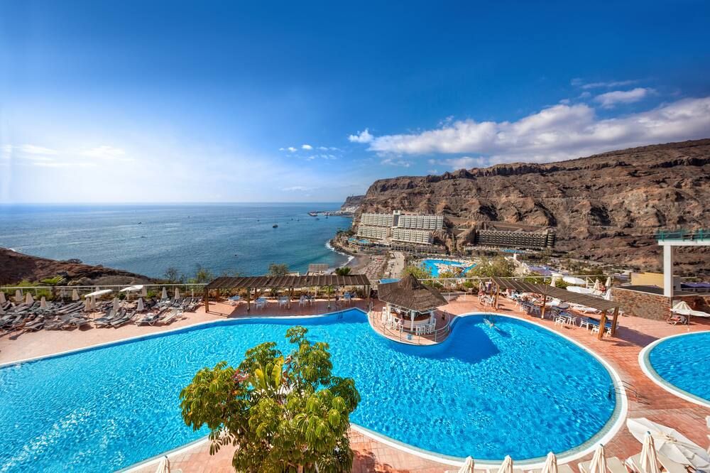 בריכה תמונה