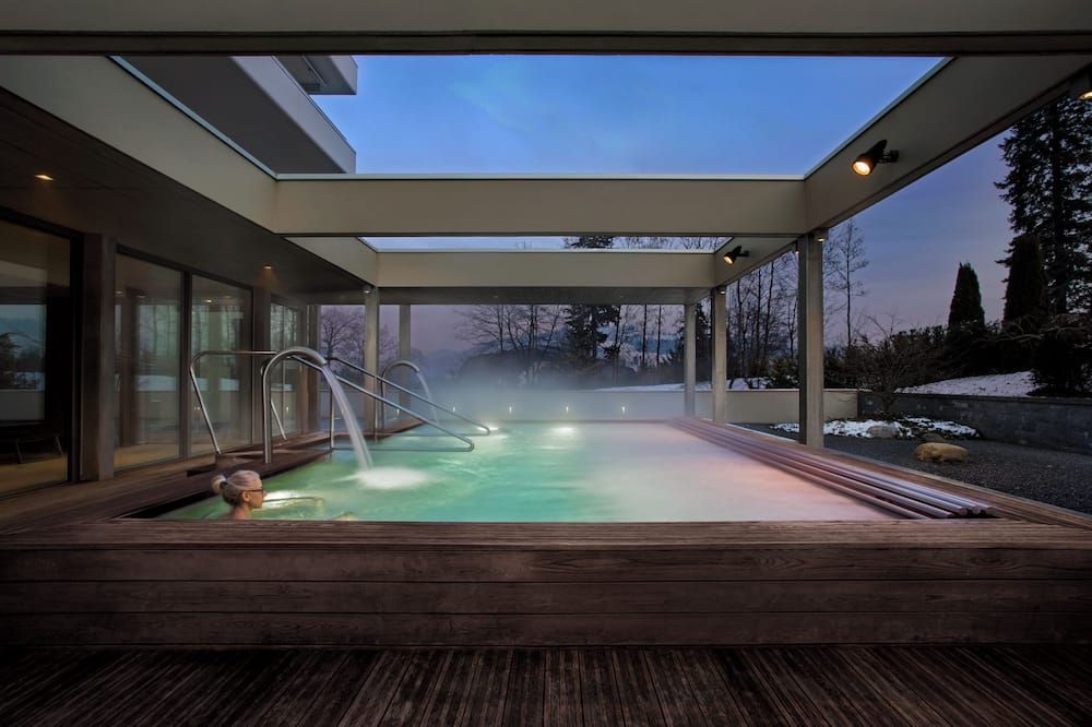 בריכה תמונה