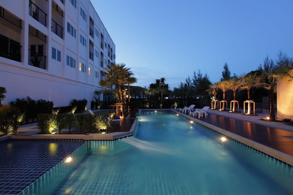 בריכה תמונה