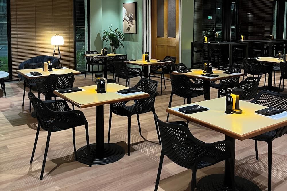 מסעדה תמונה