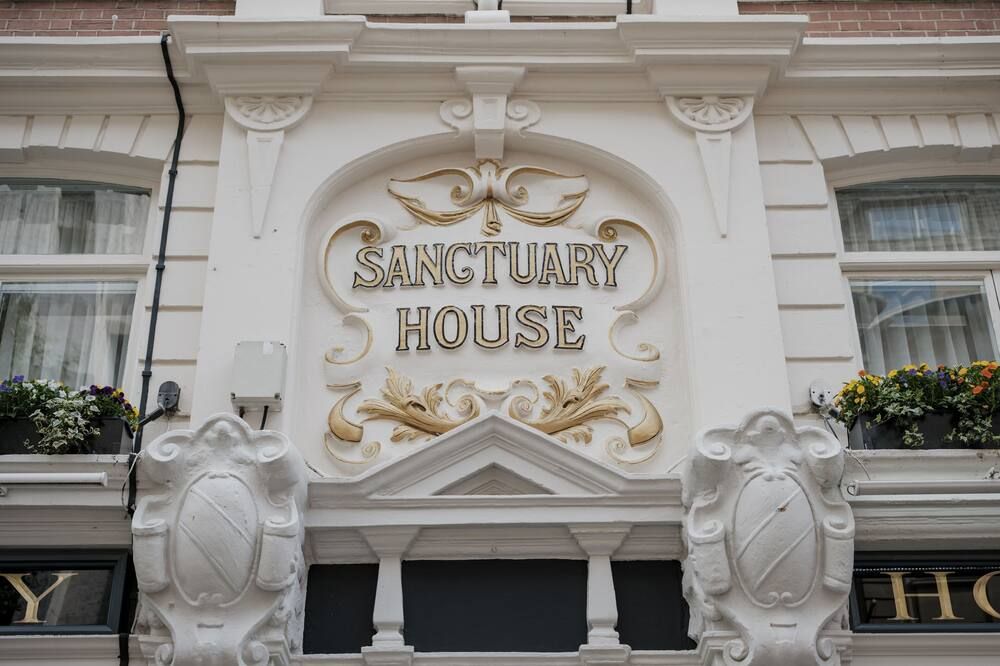 בניין
