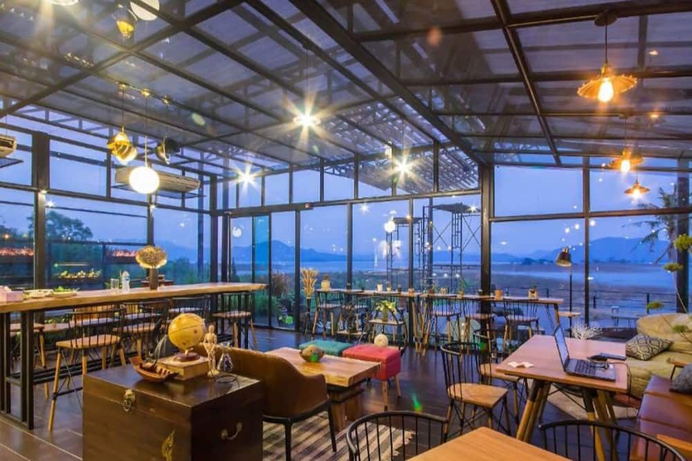 מסעדה תמונה