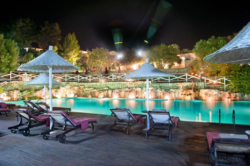 בריכה תמונה