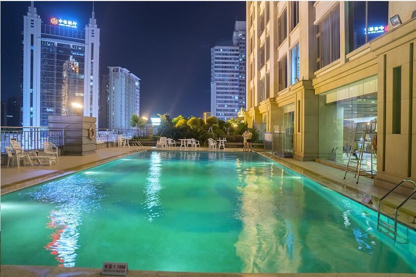 בריכה תמונה