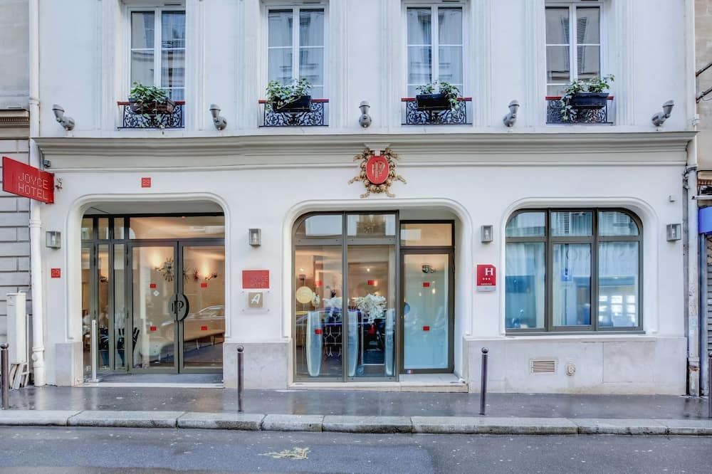 בניין