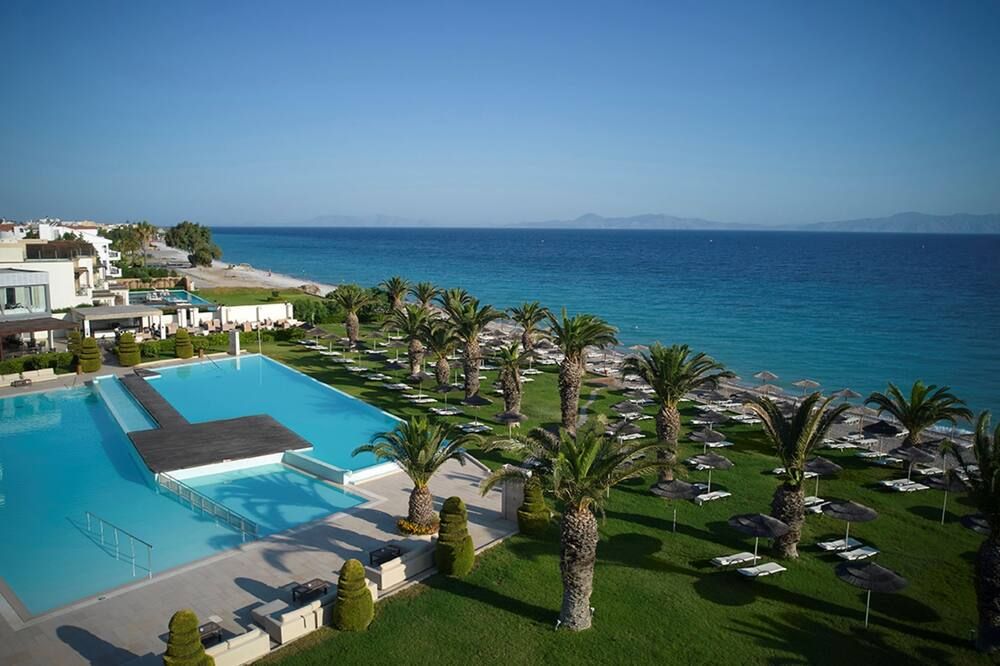 בריכה תמונה