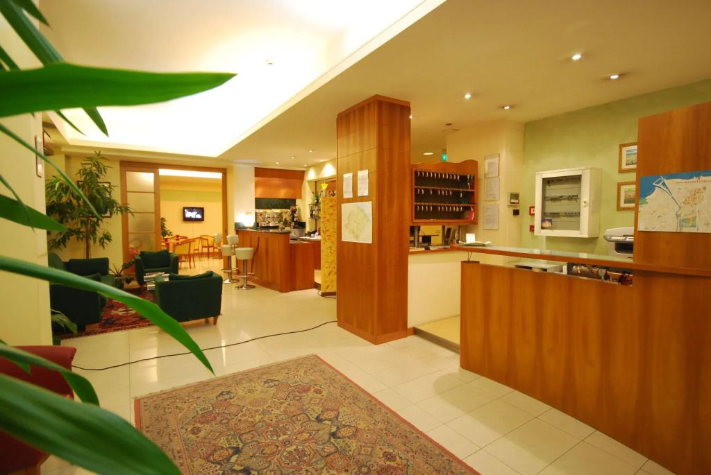 דלפק קבלה תמונה