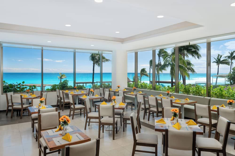 מסעדה תמונה