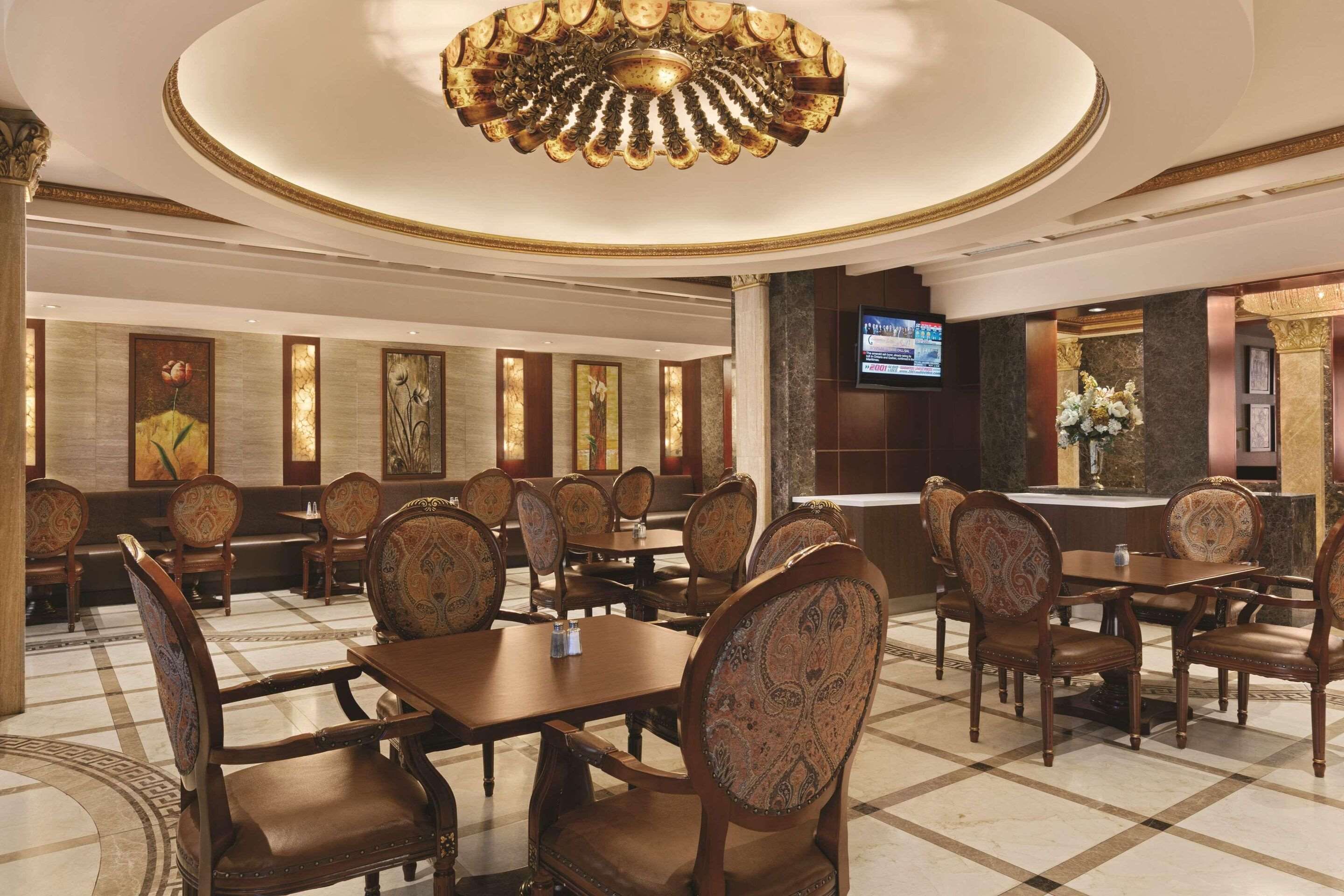 מסעדה תמונה