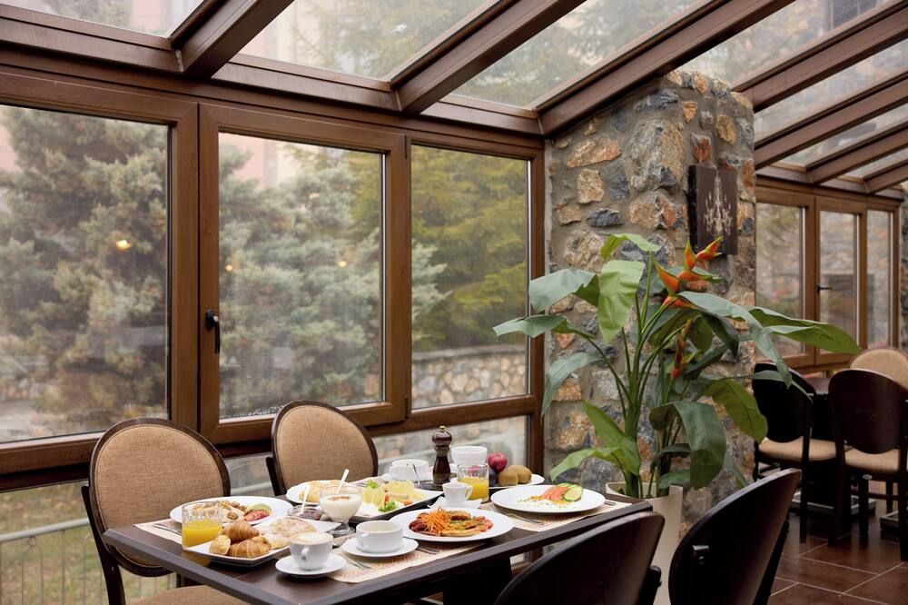 חדר אוכל תמונה