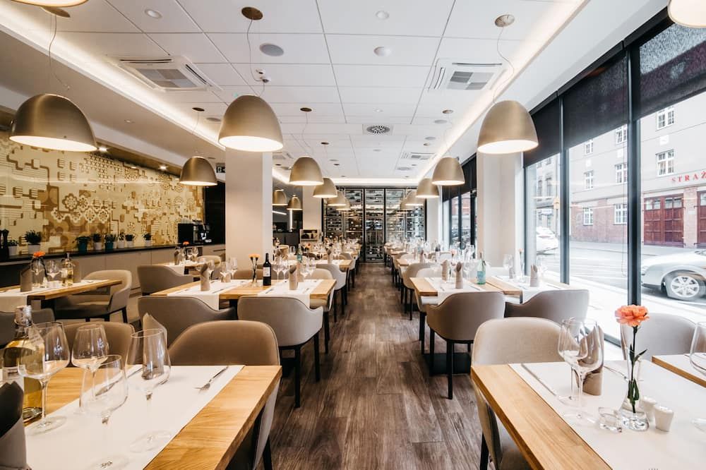 מסעדה תמונה