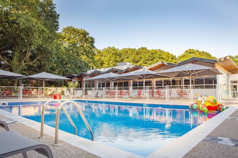 בריכה תמונה