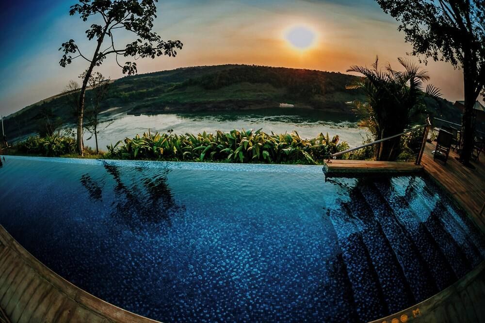 בריכה תמונה