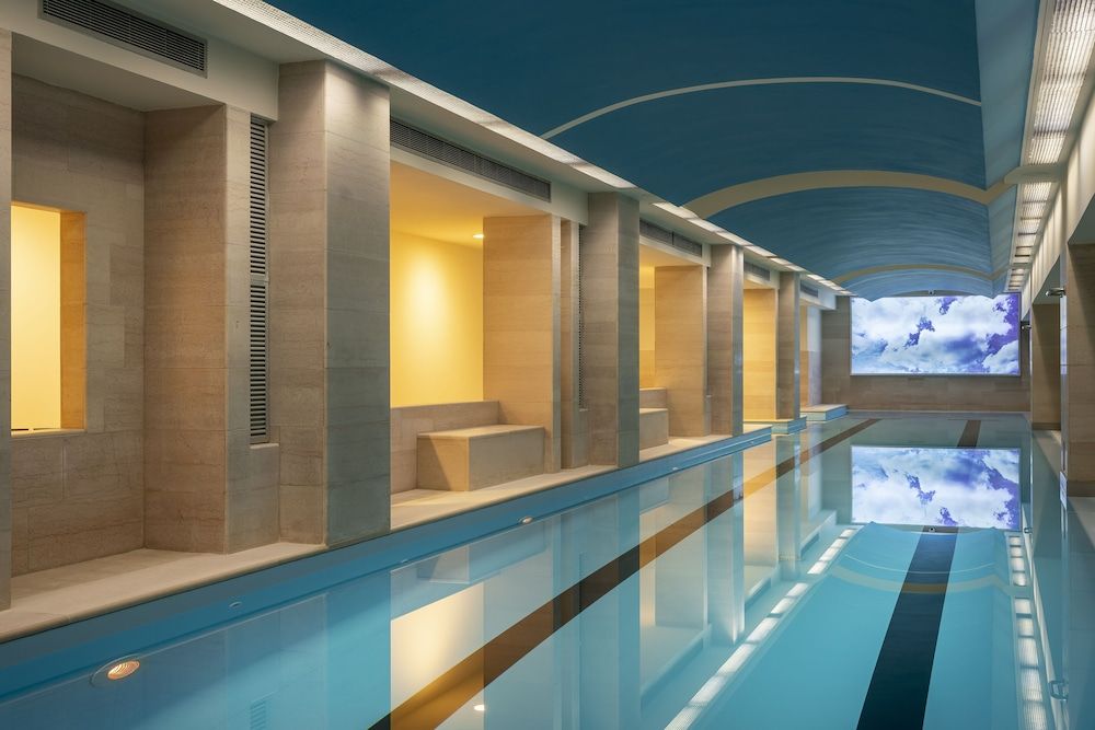 בריכה תמונה