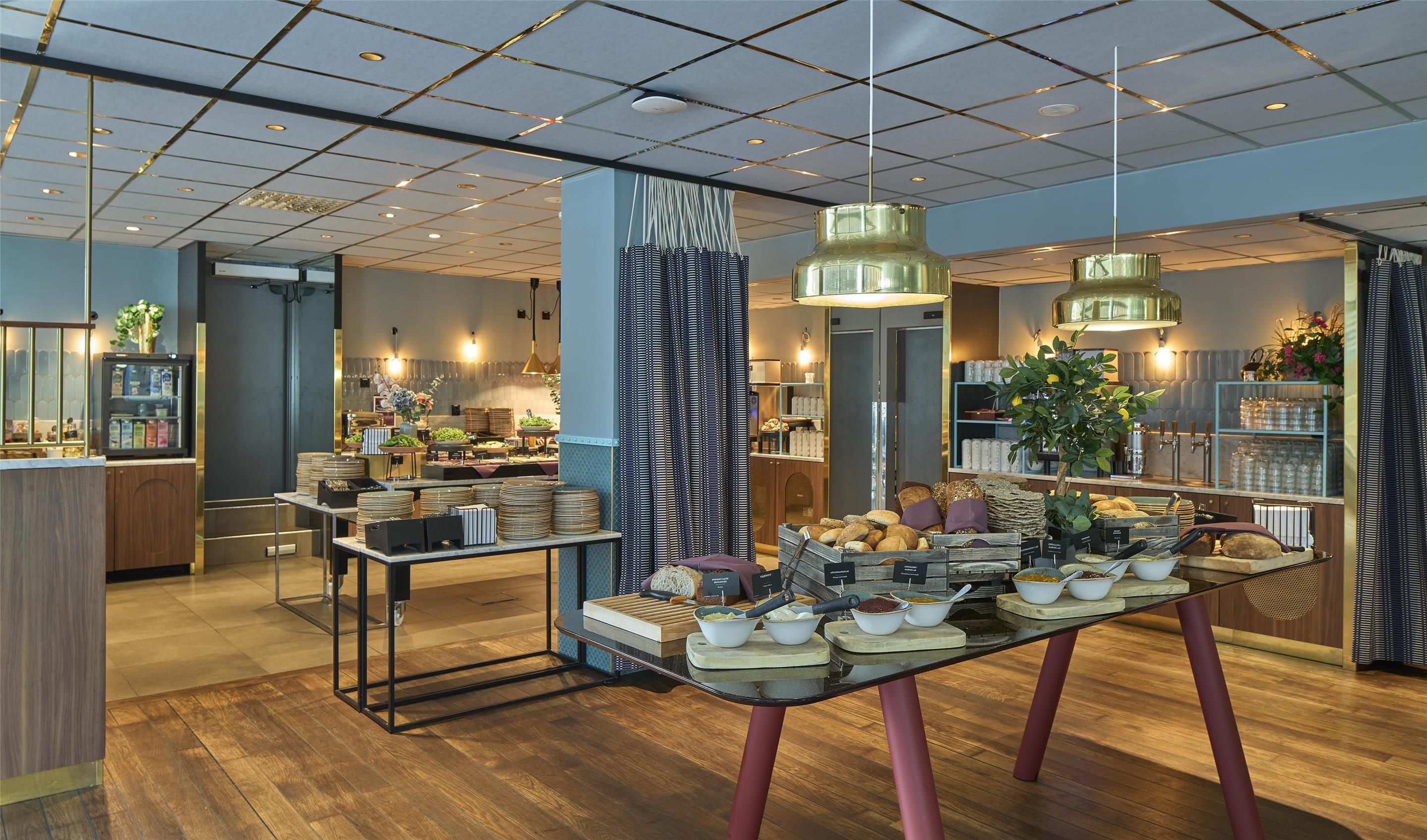 חדר אוכל תמונה