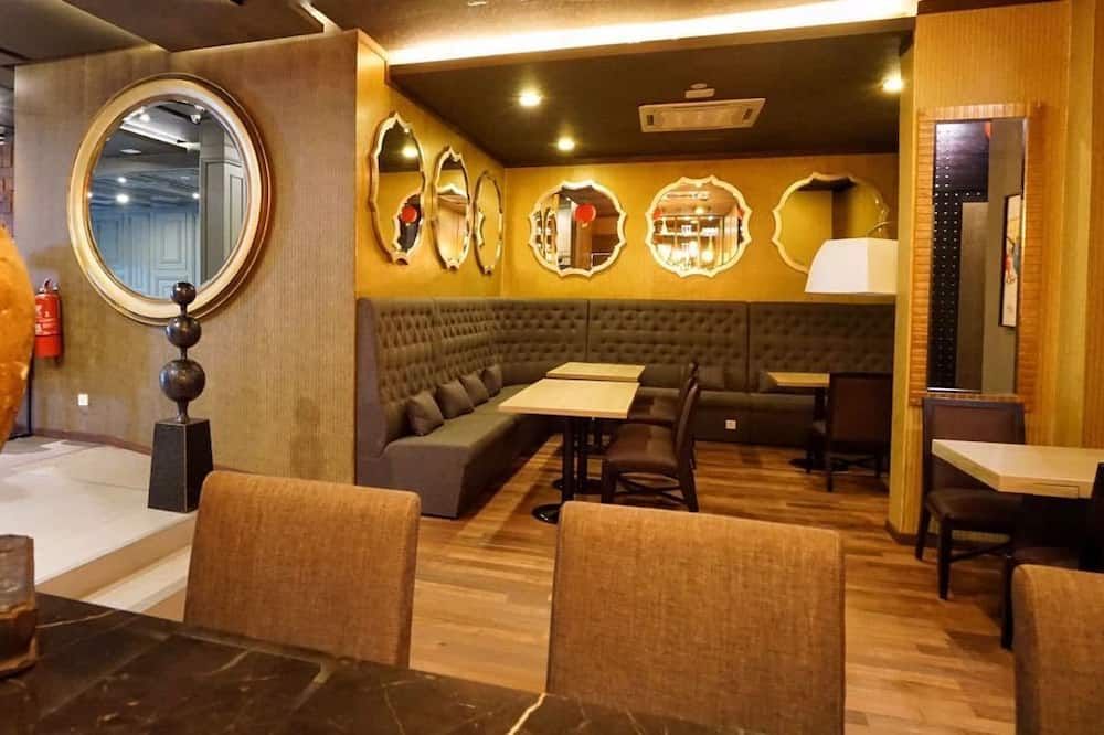 מסעדה תמונה