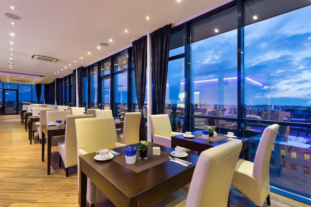 מסעדה תמונה