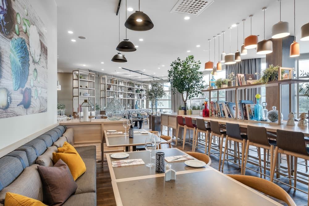 מסעדה תמונה