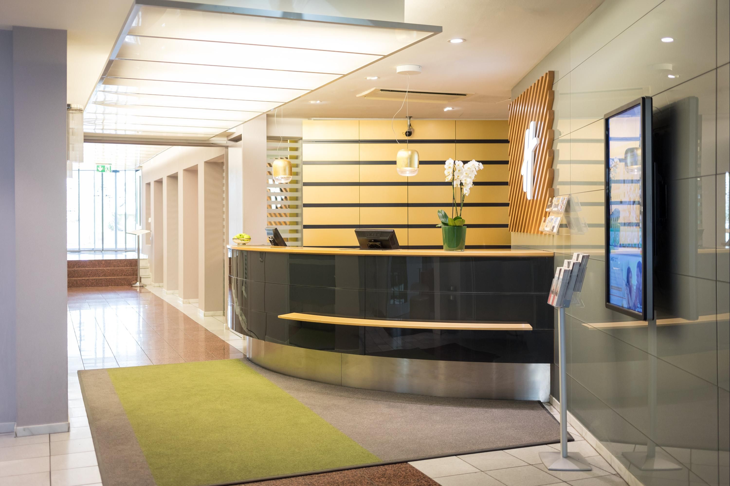 דלפק קבלה תמונה