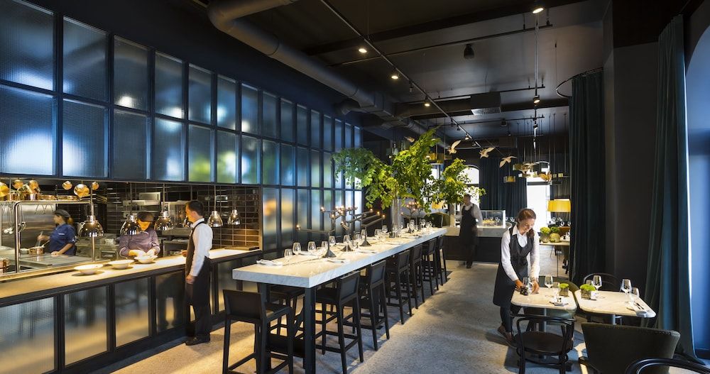 מסעדה תמונה