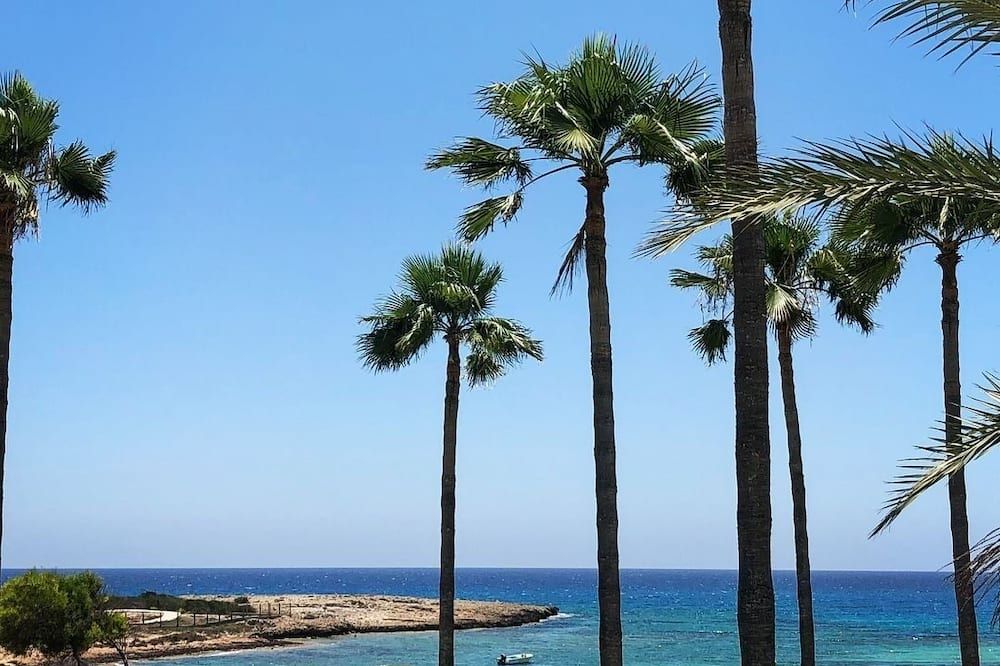 אחר
