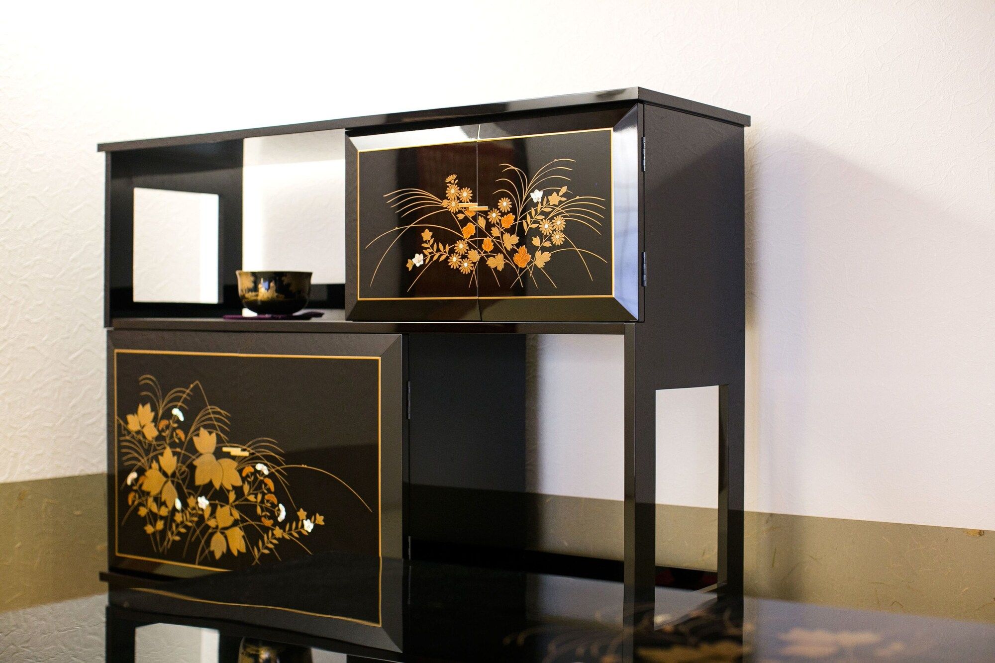 אחר