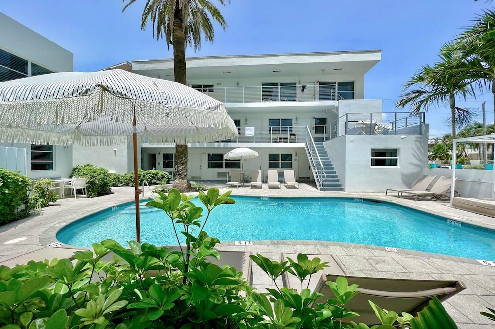 בריכה תמונה