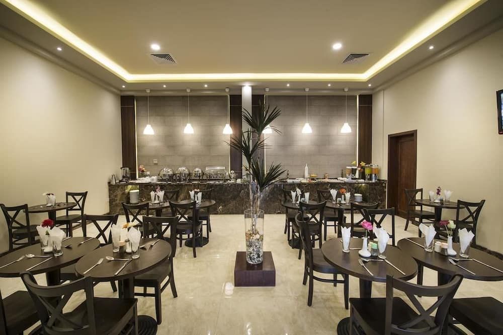 מסעדה תמונה