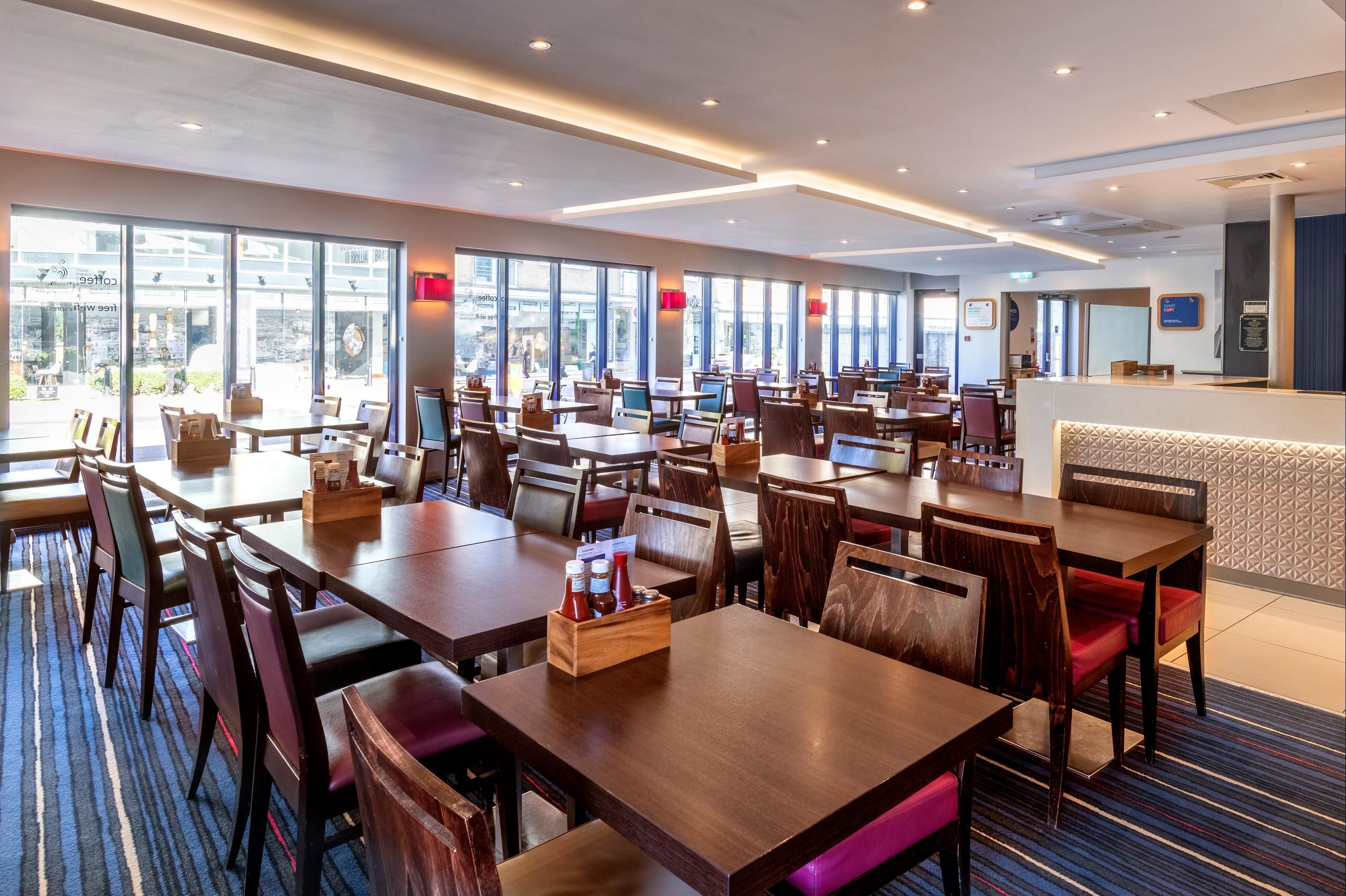 מסעדה תמונה
