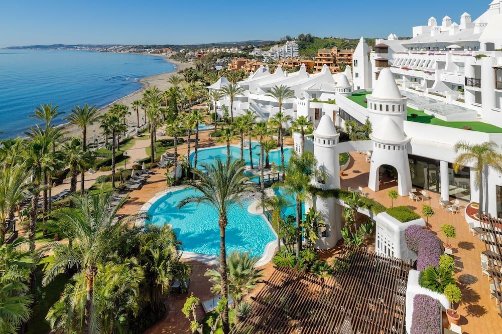 בריכה תמונה