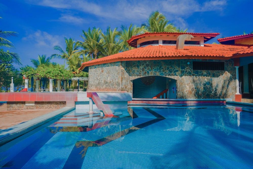 בריכה תמונה