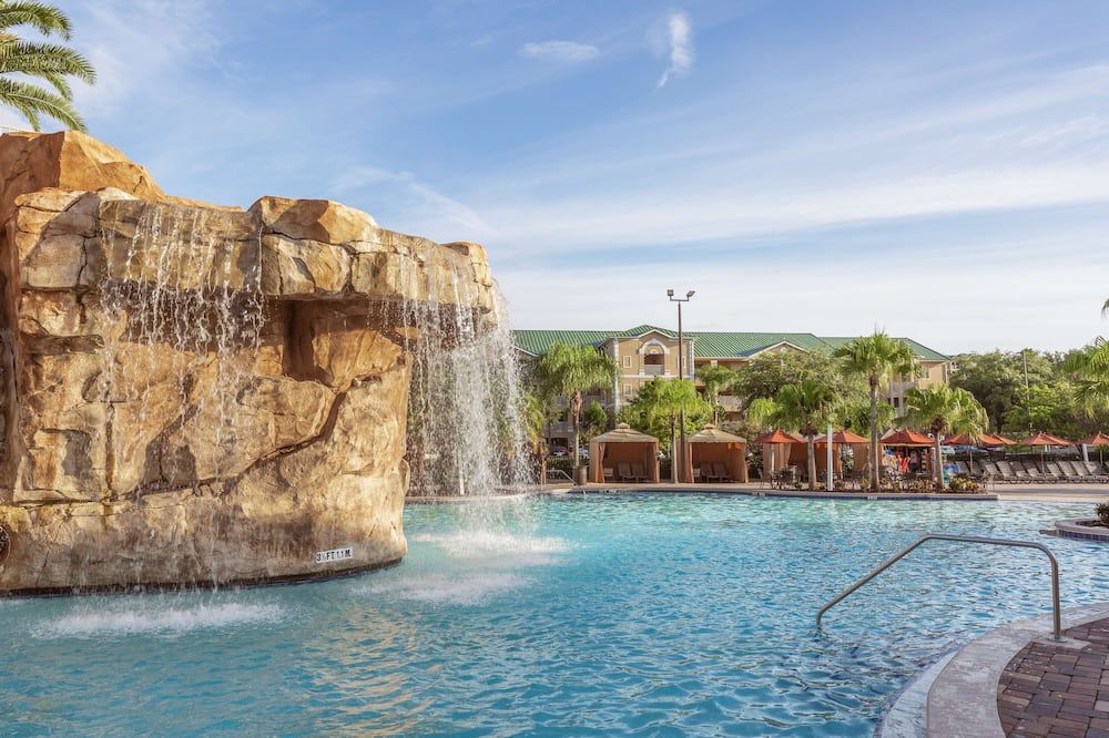 בריכה תמונה