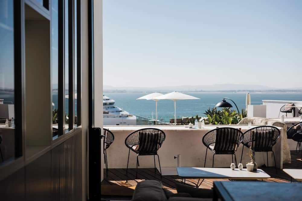 מרפסת תמונה