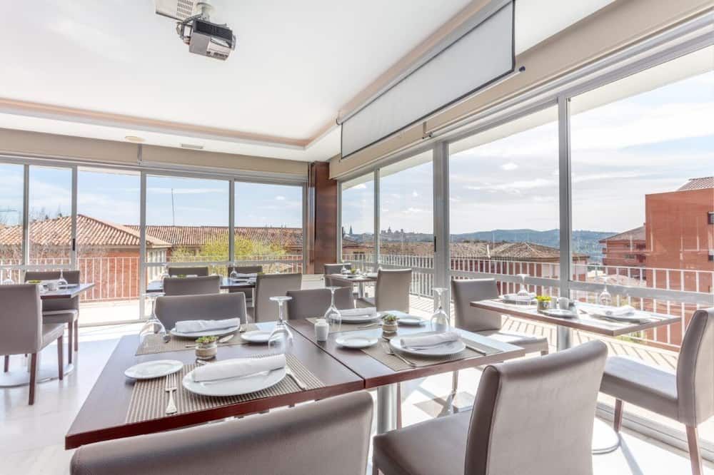 מסעדה תמונה