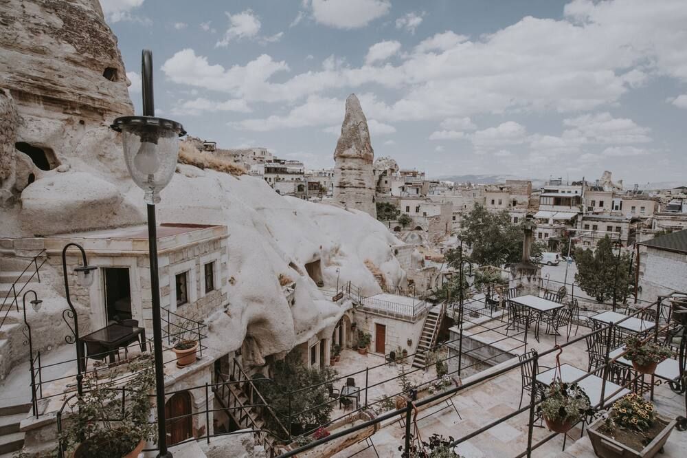 אחר
