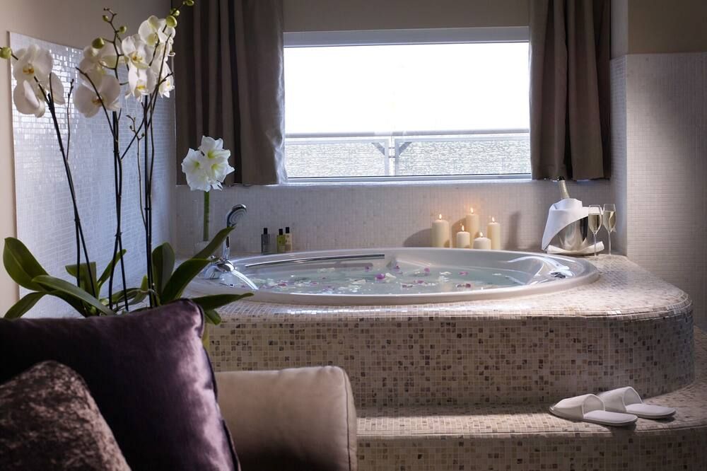 אחר