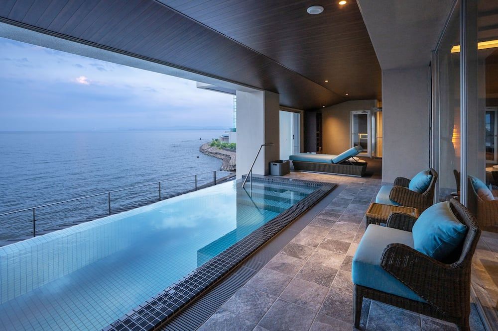 בריכה תמונה