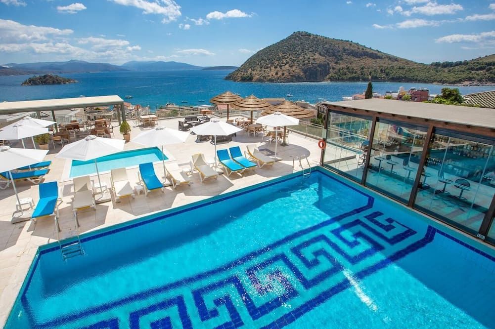 בריכה תמונה