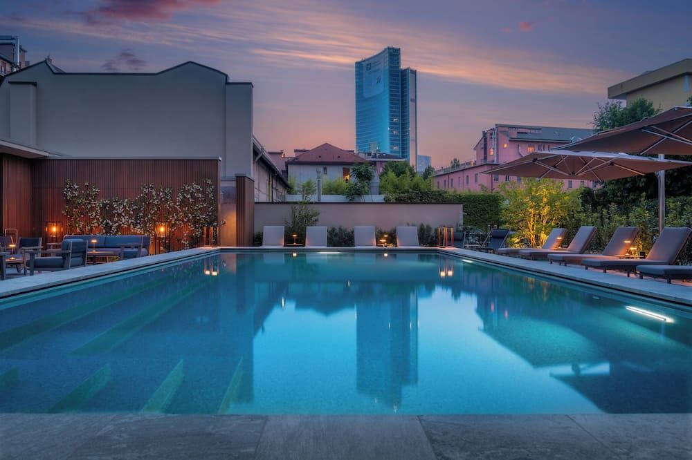 בריכה תמונה