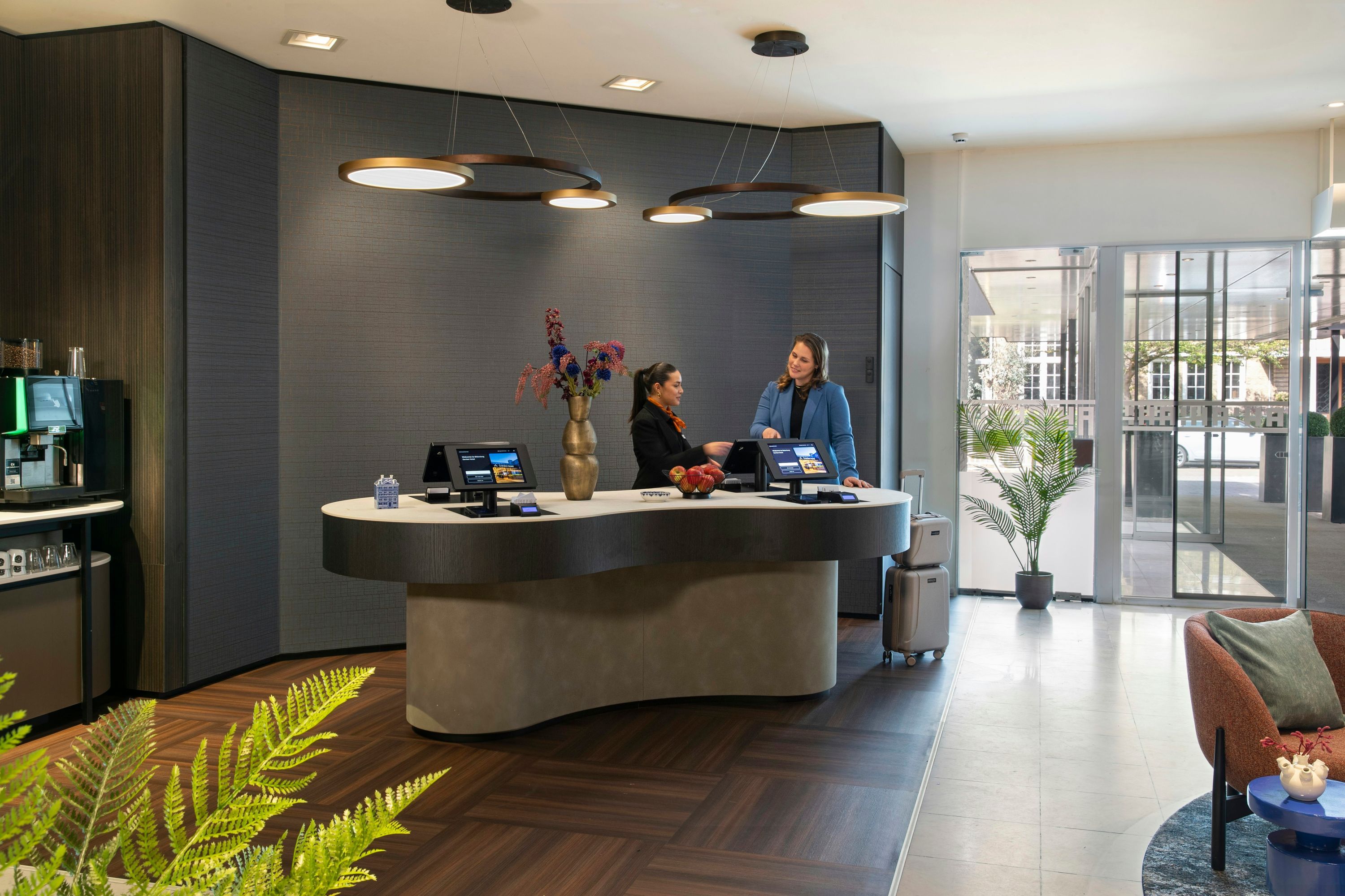 דלפק קבלה תמונה