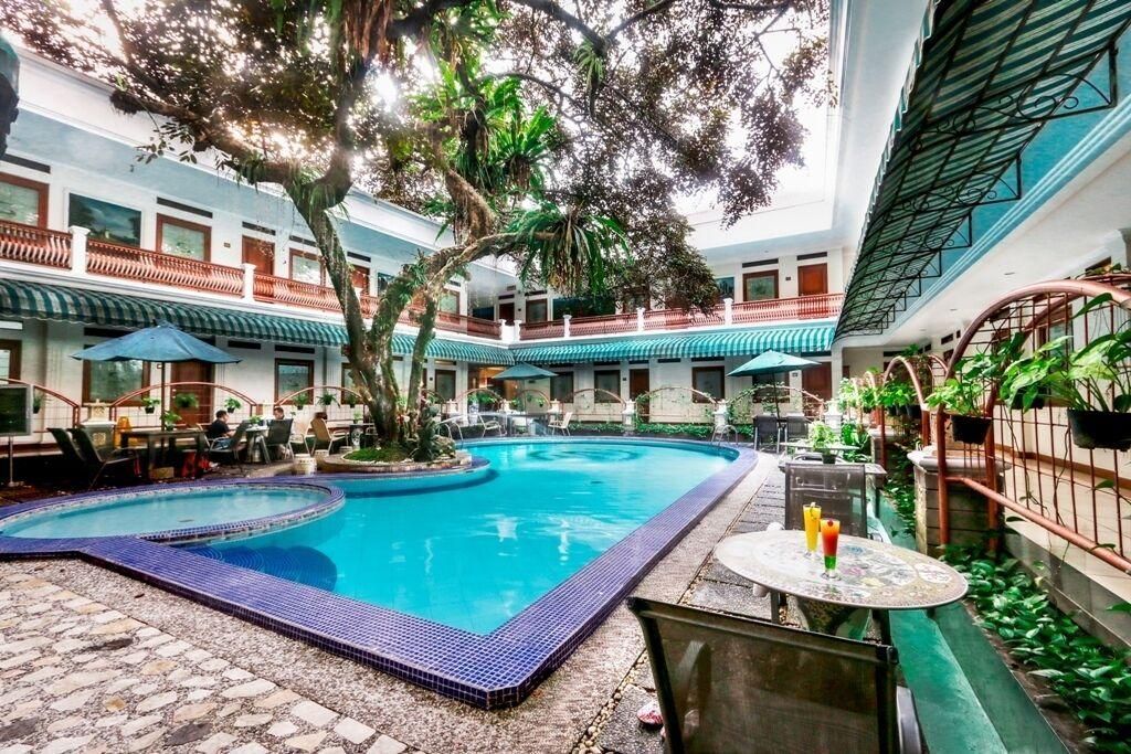 בריכה תמונה