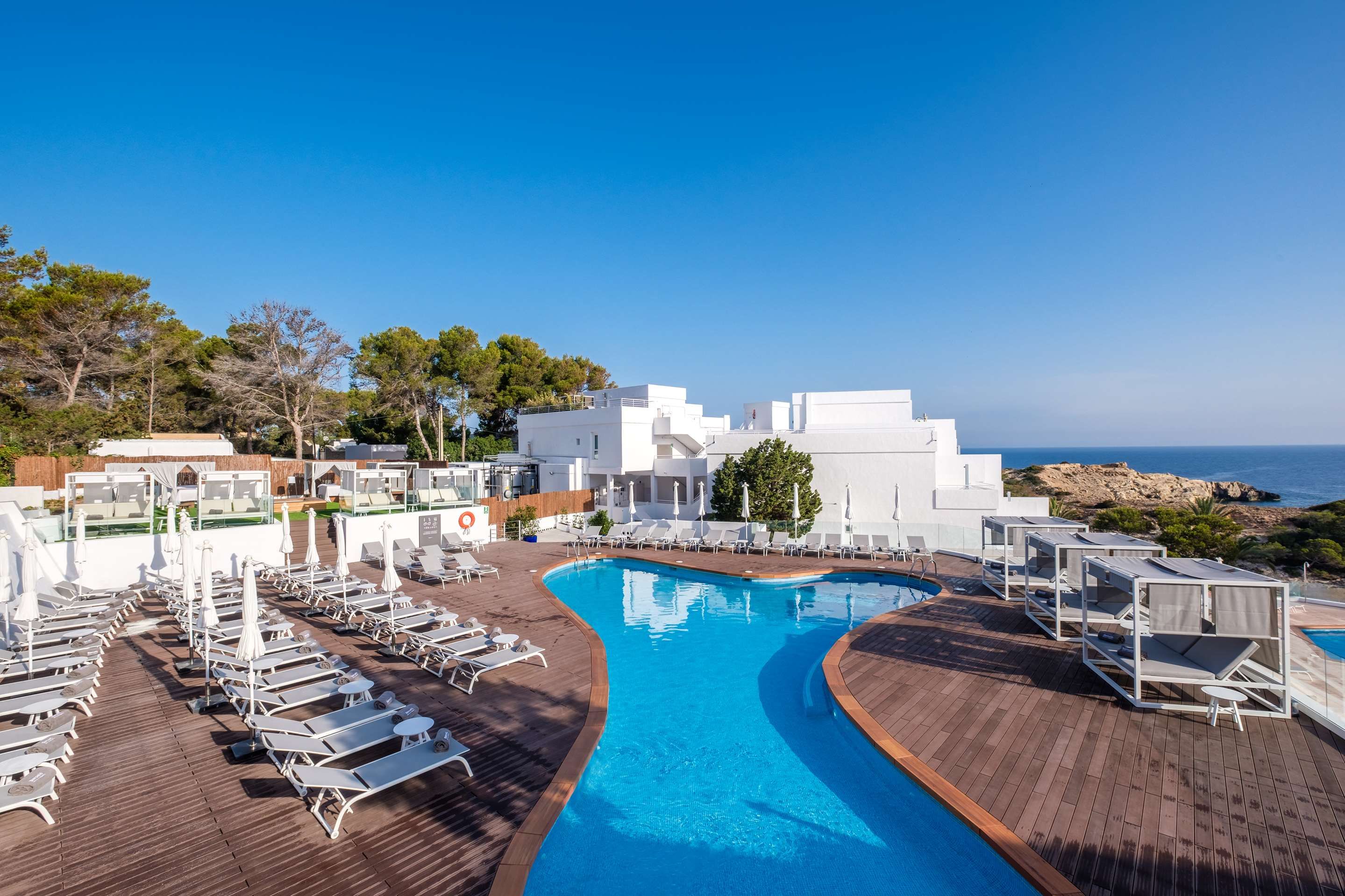 בריכה תמונה