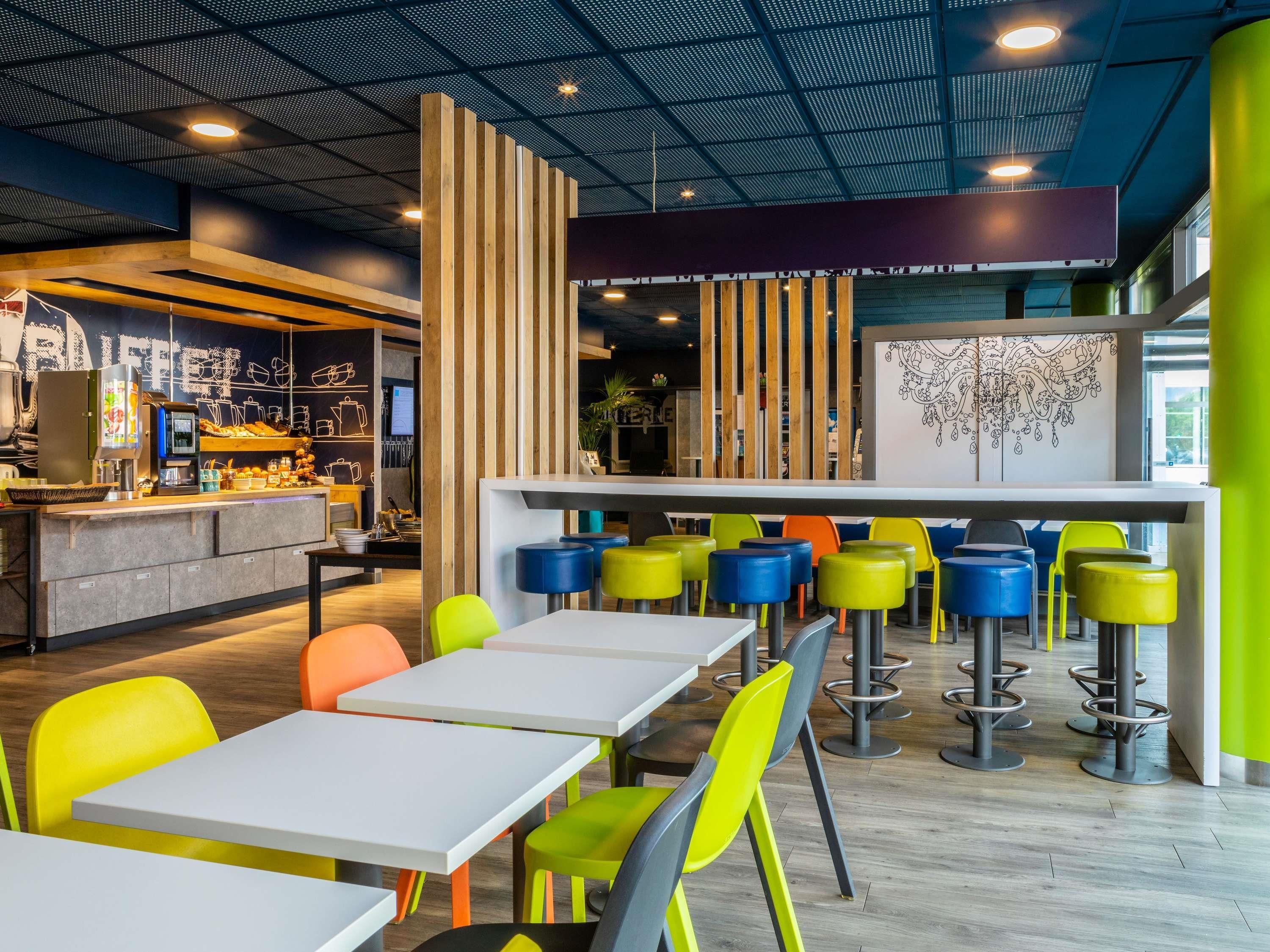 מסעדה תמונה