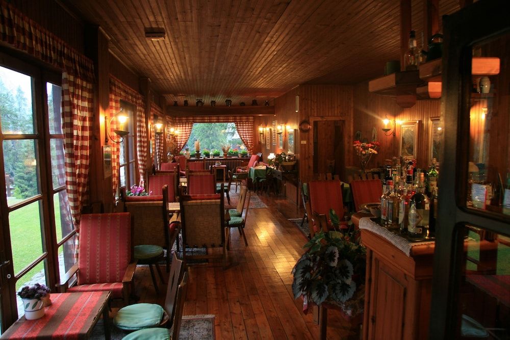 מסעדה תמונה