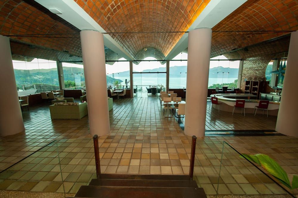 לובי