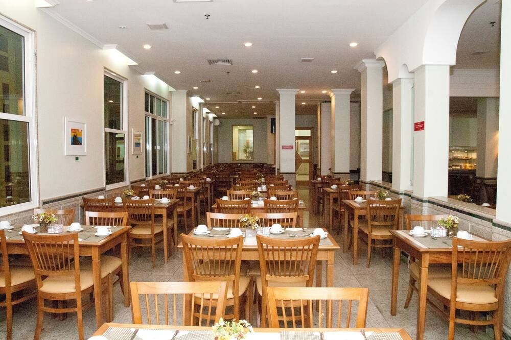 מסעדה תמונה