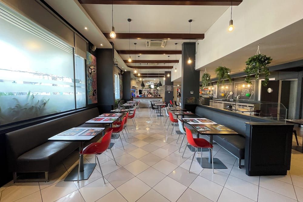 מסעדה תמונה