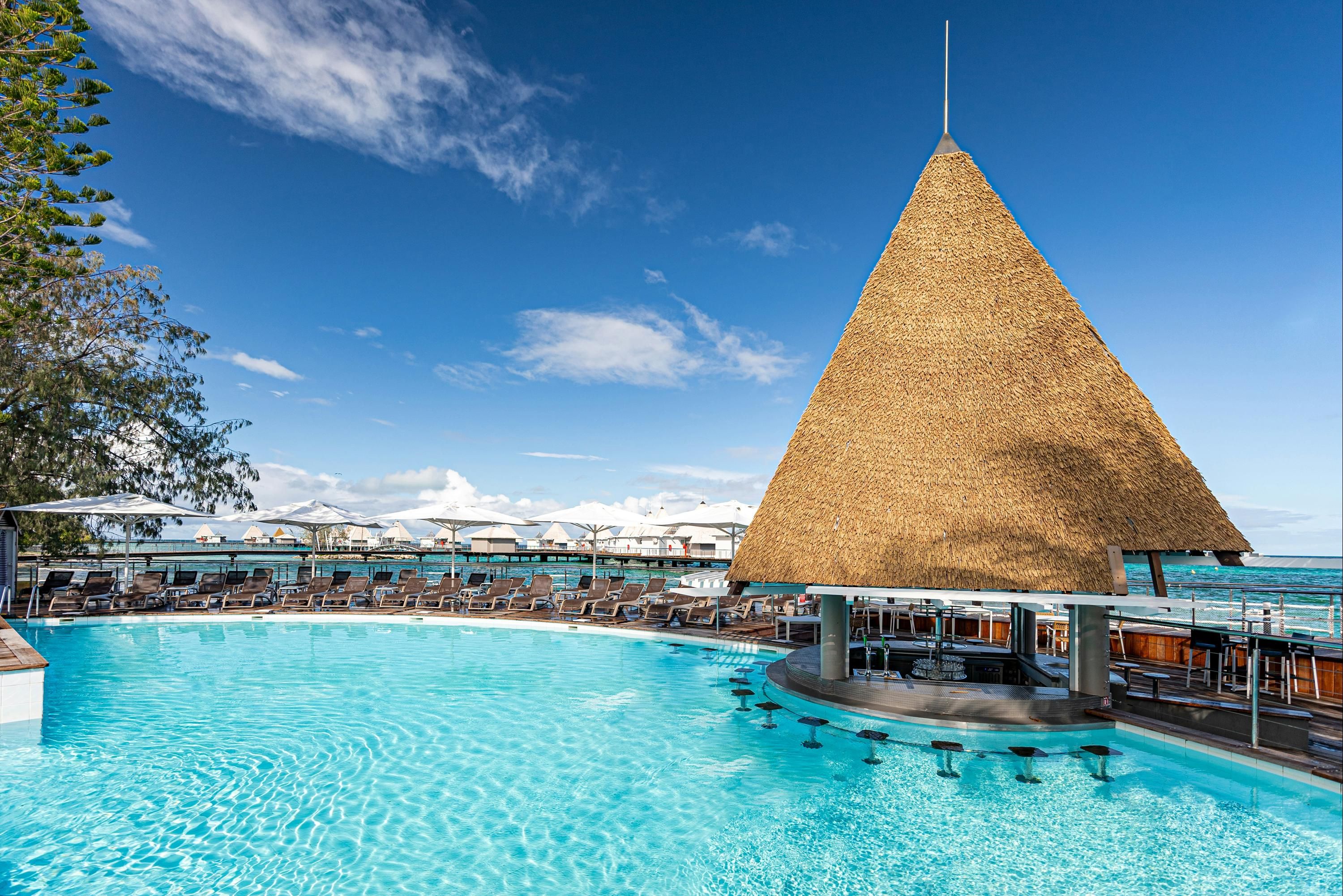 בריכה תמונה